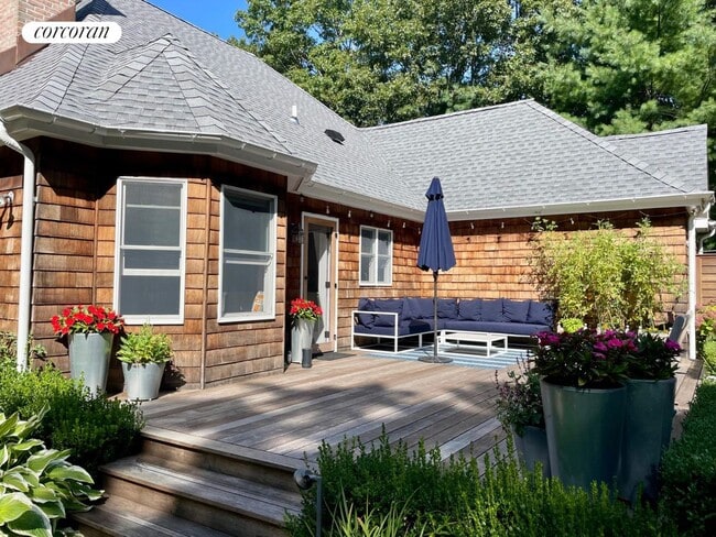 Photo - 28 Eastview Ct