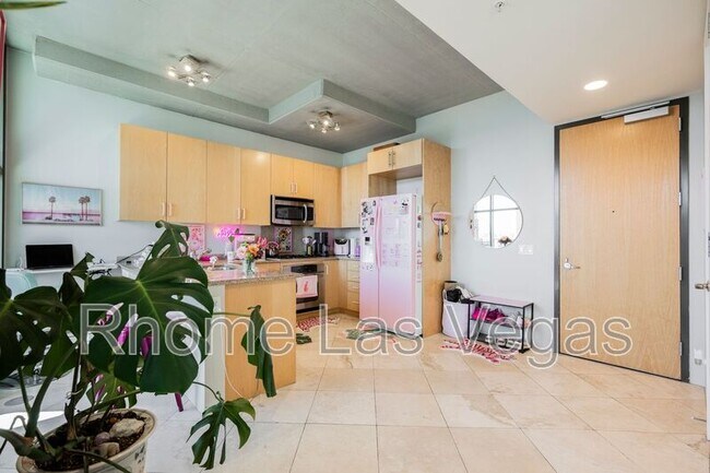 Photo - 353 E Bonneville Ave Unit #753