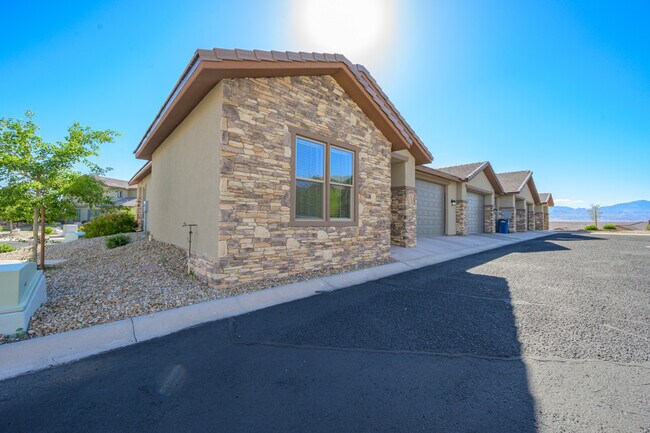 Photo - 1334 Scout Trl