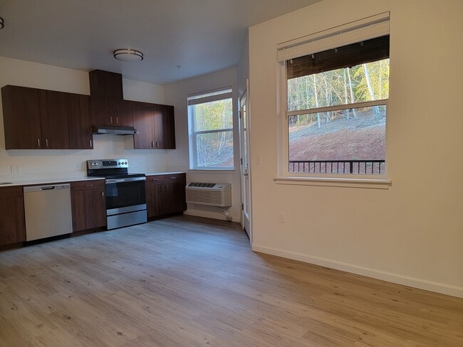 1 bedroom kitchen/entry - Foothills Apartment Living