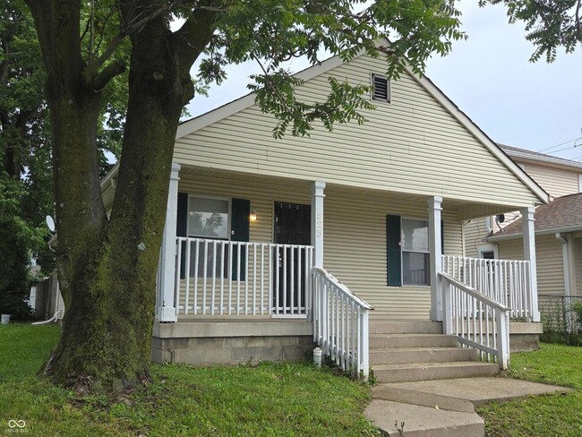 Photo - 525 N Belmont Ave