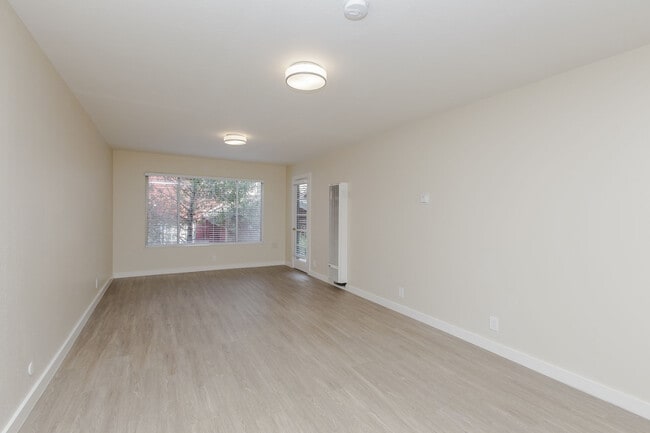 Photo - 630 Mariposa