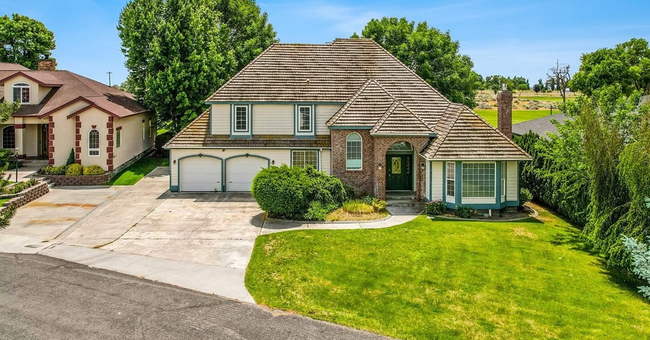 Home on the Moses Lake Gold Club Golf Course - Home on the Moses Lake Gold Club Golf Course