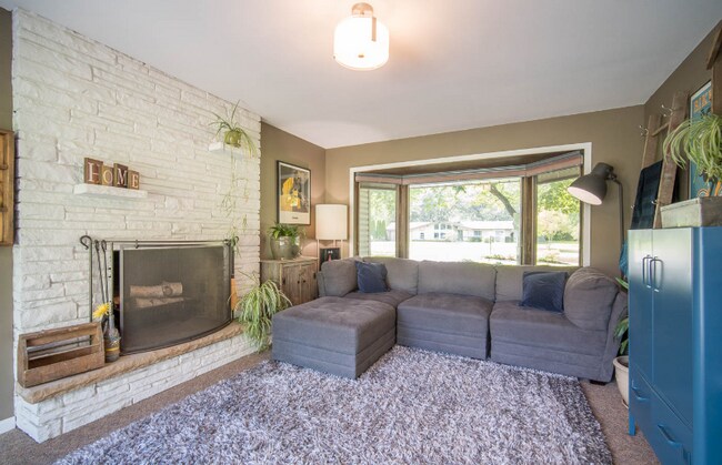 Photo - 10254 N Sunnycrest Dr