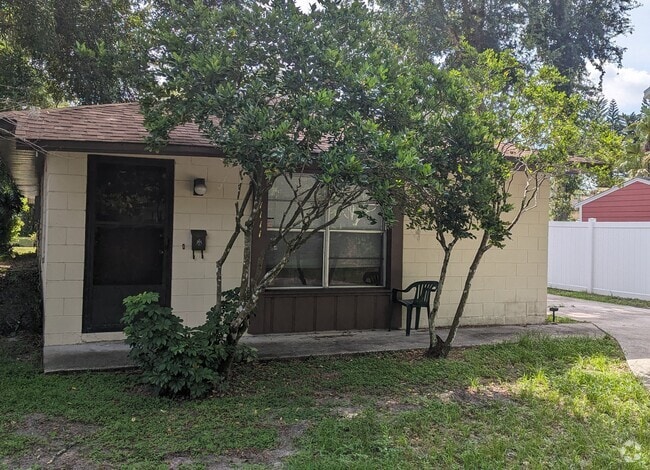 Building Photo - 1111 Hardy Ave Rental
