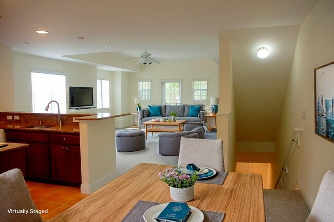 Photo - 621 SW 1st Dr