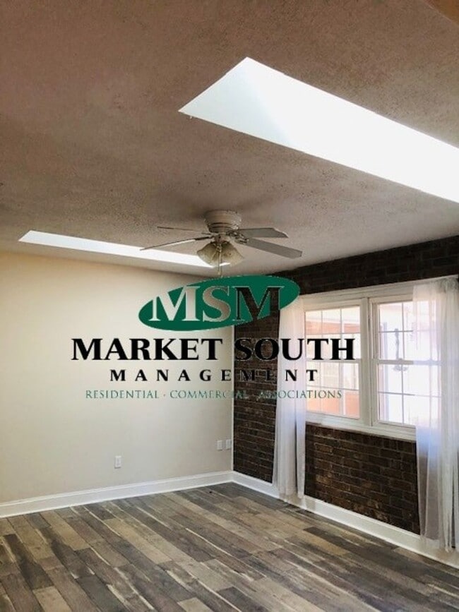Photo - 306 Sandy Springs Rd