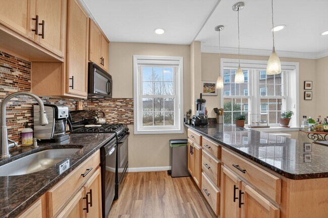 Photo - 2208 Colston Dr