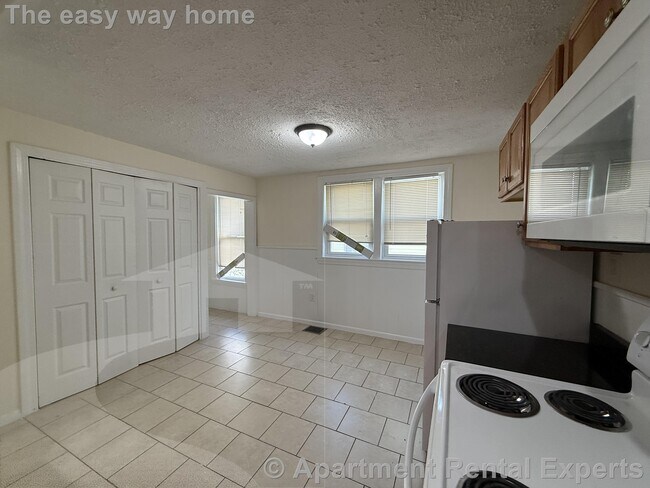 Photo - 55 Bonair St Unit #1