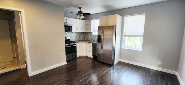 Photo - 1 Chelsea Ter Unit 3