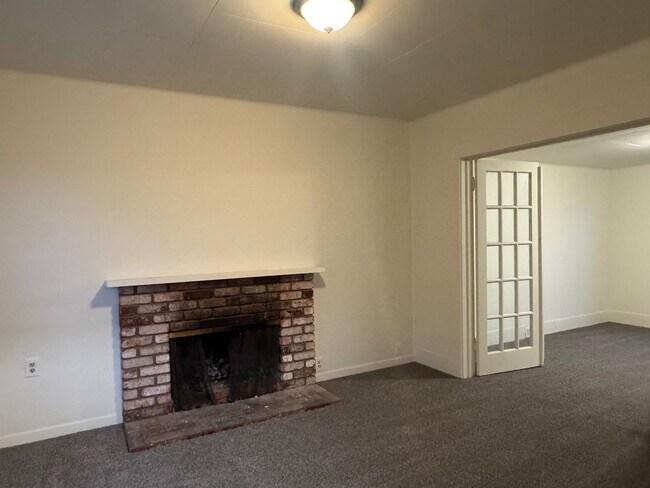 Photo - 2015 I St Unit 2017 I ST