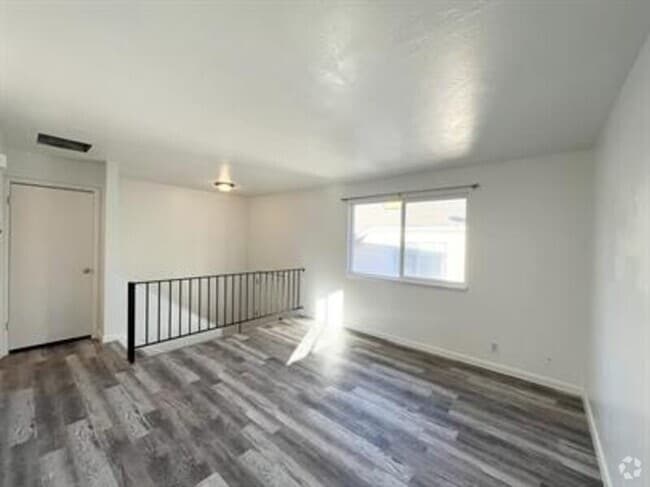 Building Photo - 4742 W Arlington Park Dr Rental
