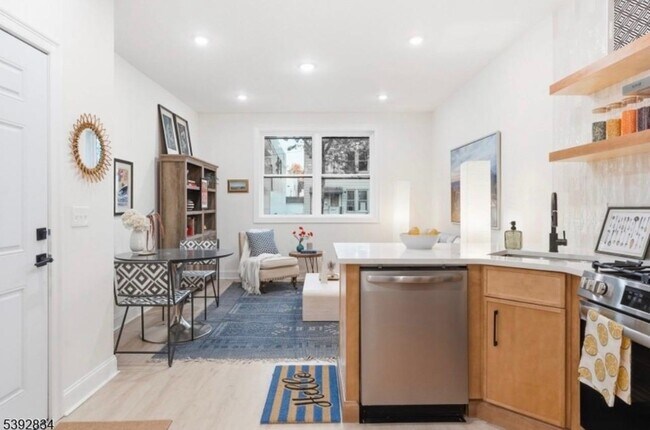 Photo - 111 Clarke Ave