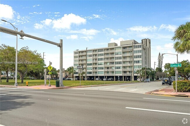 Building Photo - 8233 Harding Ave Unit 503 Rental