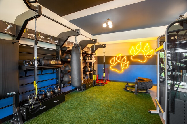 Photo - Hub Limestone