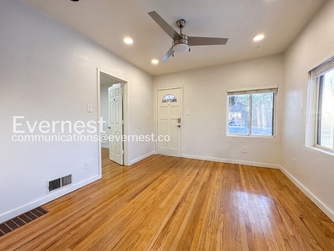Photo - 2375 S Lincoln St