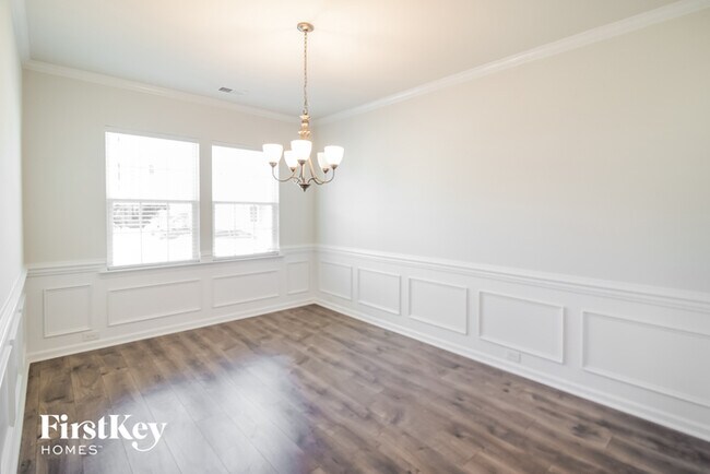 Photo - 5221 American Holly Ln