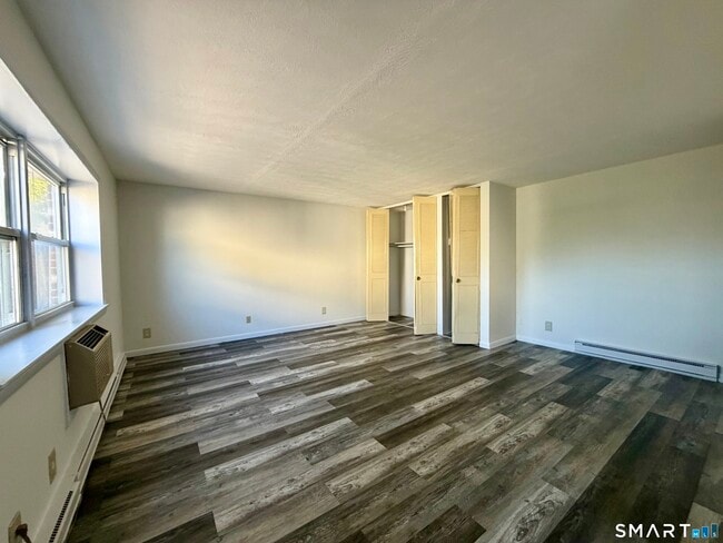 Photo - 35 Beers St Unit 103