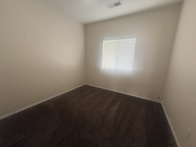 5425 Caballo Ct NE