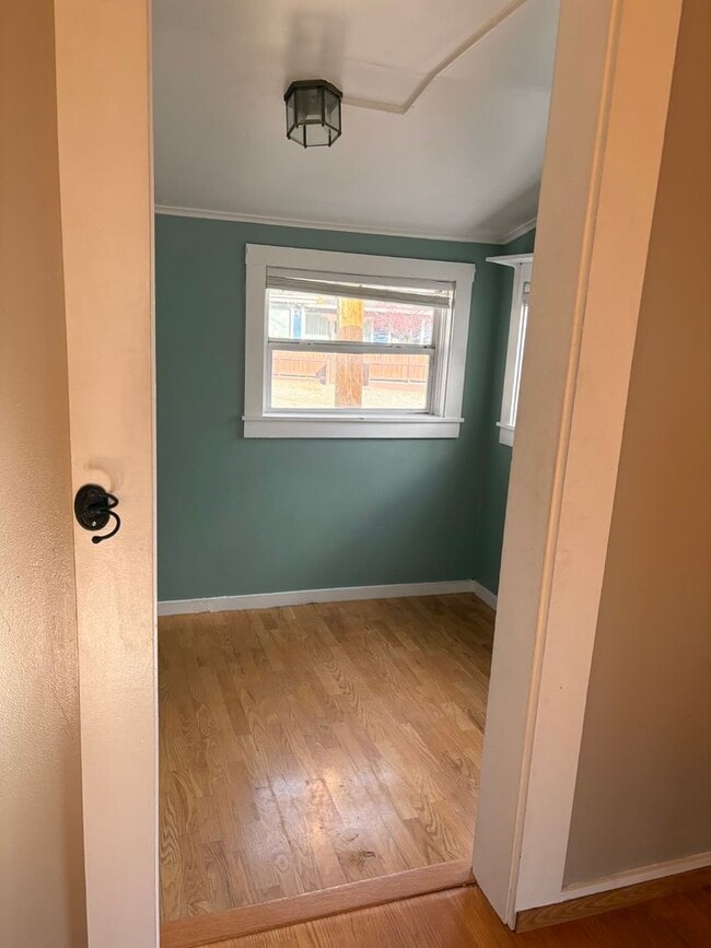 Photo - 220 N Pine St