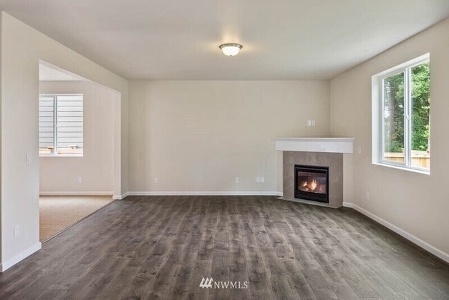 Photo - 14221 67th Ave E