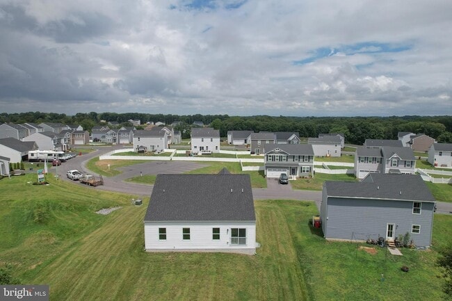 Photo - 79 Spatterdock Rd