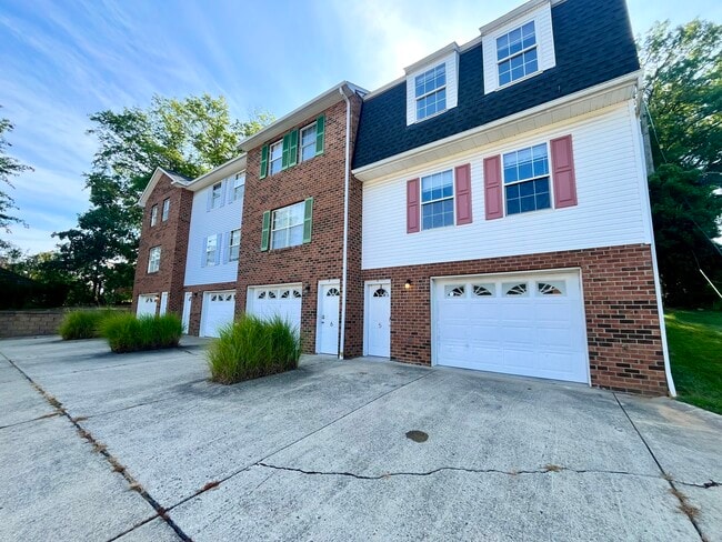 Building Photo - Thistlewood Lane Rental