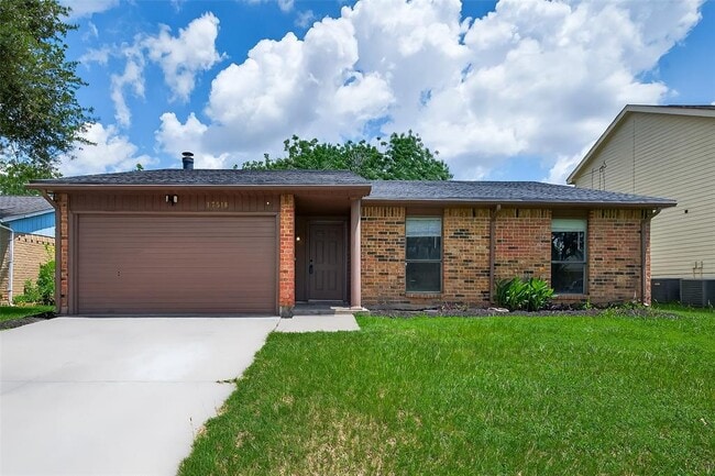 Photo - 17518 Autumn Hills Dr House