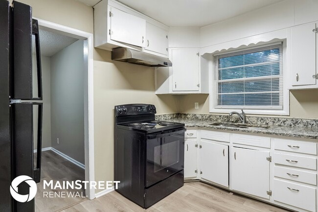 Photo - 324 13th Terrace NW