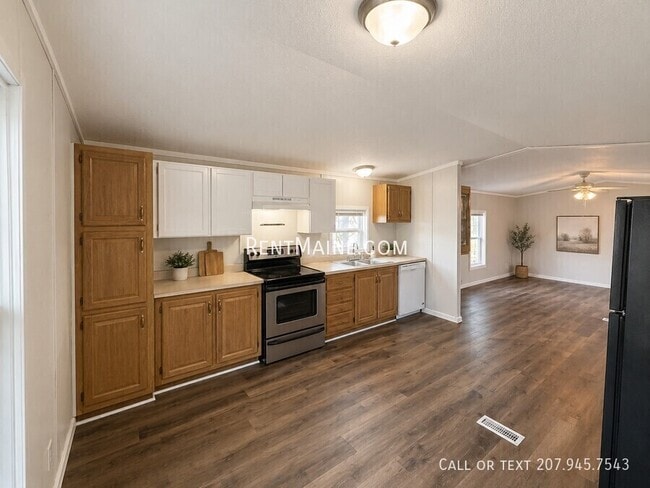 Photo - 799 Stillwater Ave