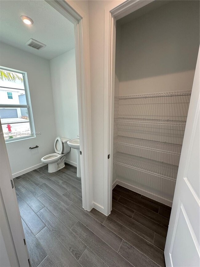 Photo - 7262 Lenora Ln