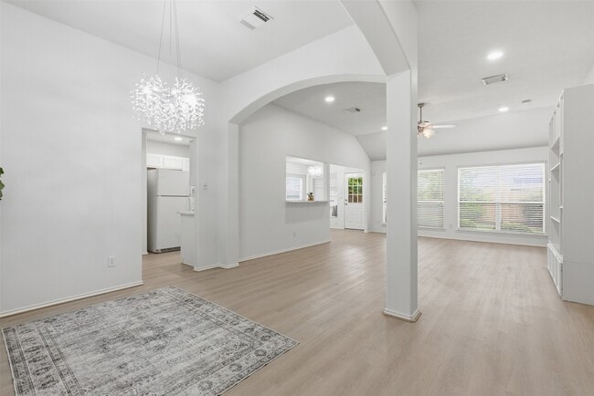 Photo - 7027 Raven Cliffs Ln