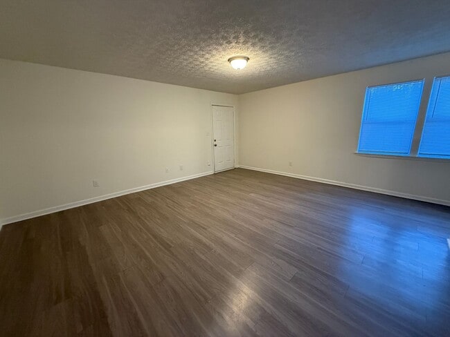 Photo - 1091/1093 Cantrell Ln Unit 1091 Cantrell Ln