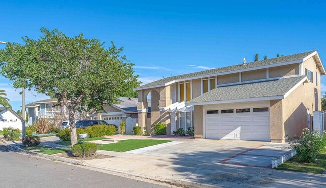 Building Photo - Beautiful Spacious Home in the Heart of Irvine