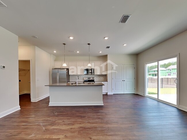 Photo - 538 Plumeria Ln
