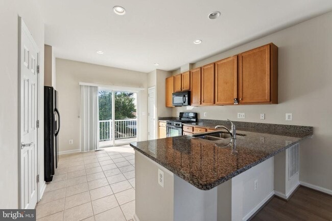 Photo - 9481 Canonbury Square