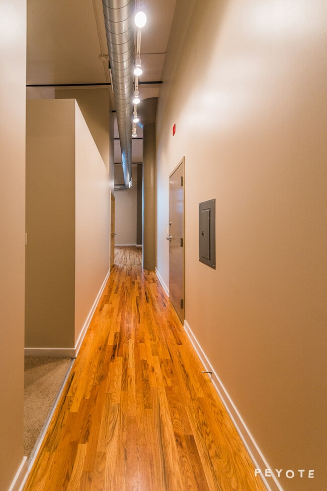 Photo - 1224 W Van Buren St Unit 226