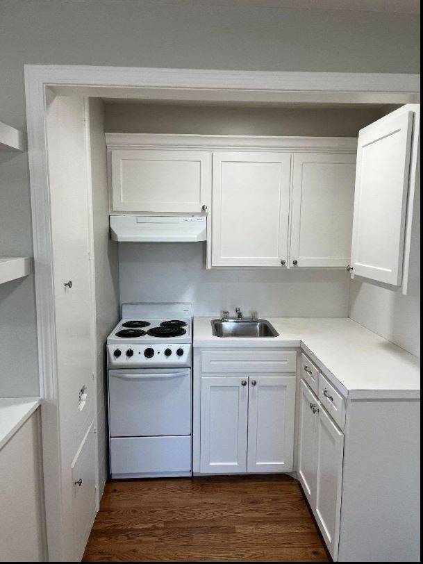 Photo - 1100 NW 30th St