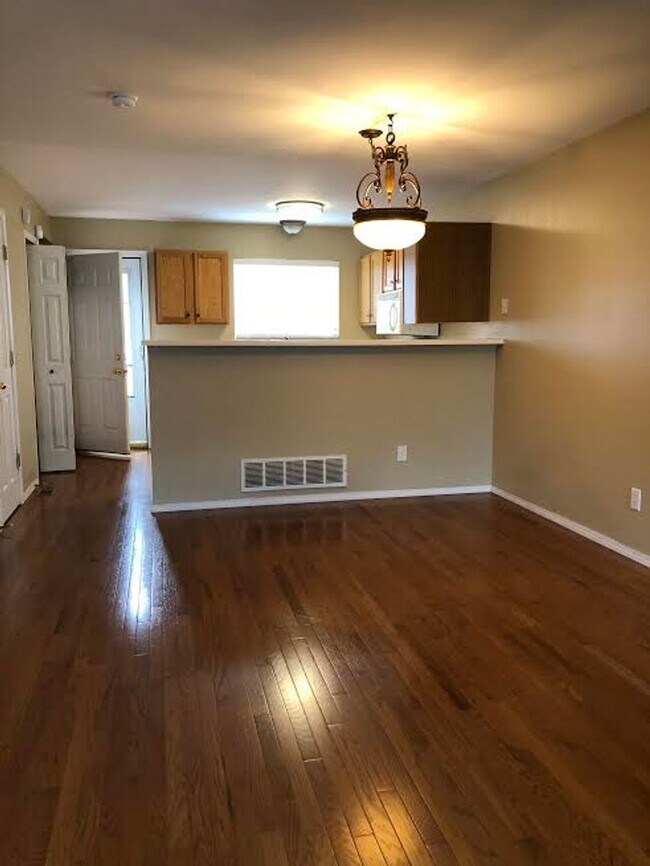 Photo - Beautiful 2bd, 2 ba 1,365 sq. ft. Condo, New Paint and Carpet, Fenced Yard, Close to Everything
