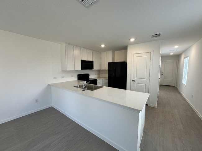 Photo - 833 Sandhill Crane Ln