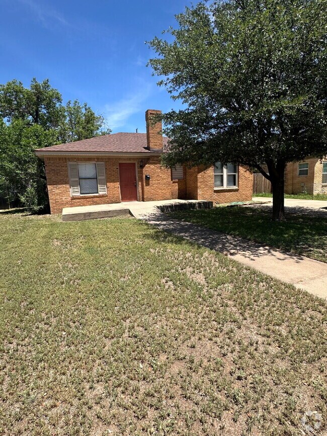 Building Photo - Close to Texas Tech University and Downtown Rental