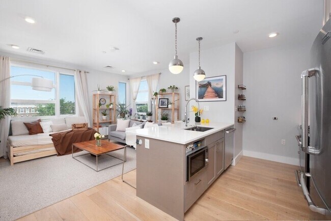 Photo - 1691 Commonwealth Ave Unidad 402