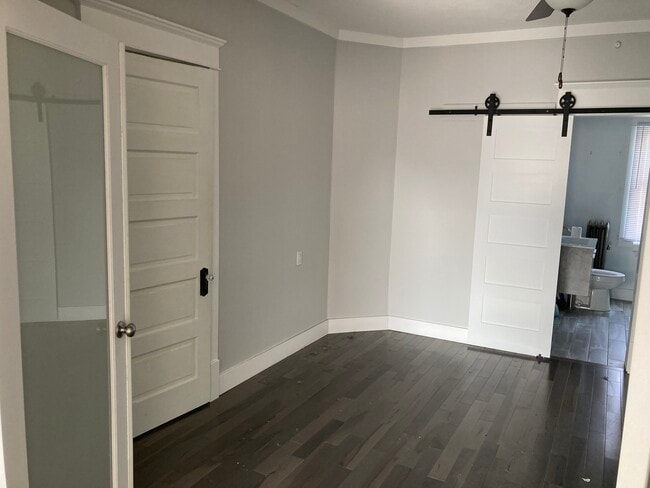 Photo - 725 Michigan St NE Unidad #2