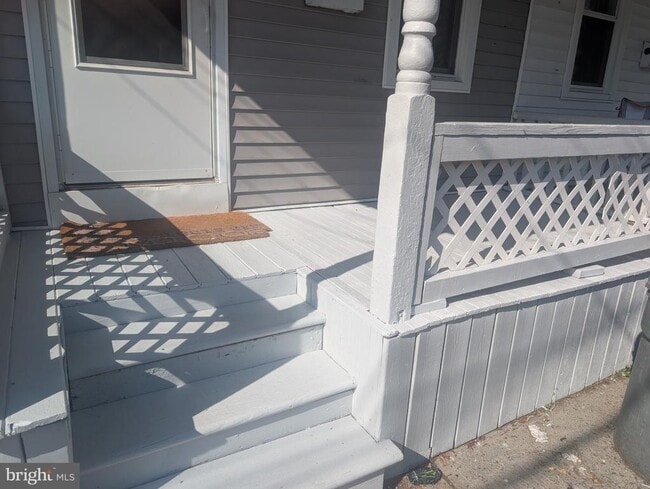 Photo - 219 Wesley St