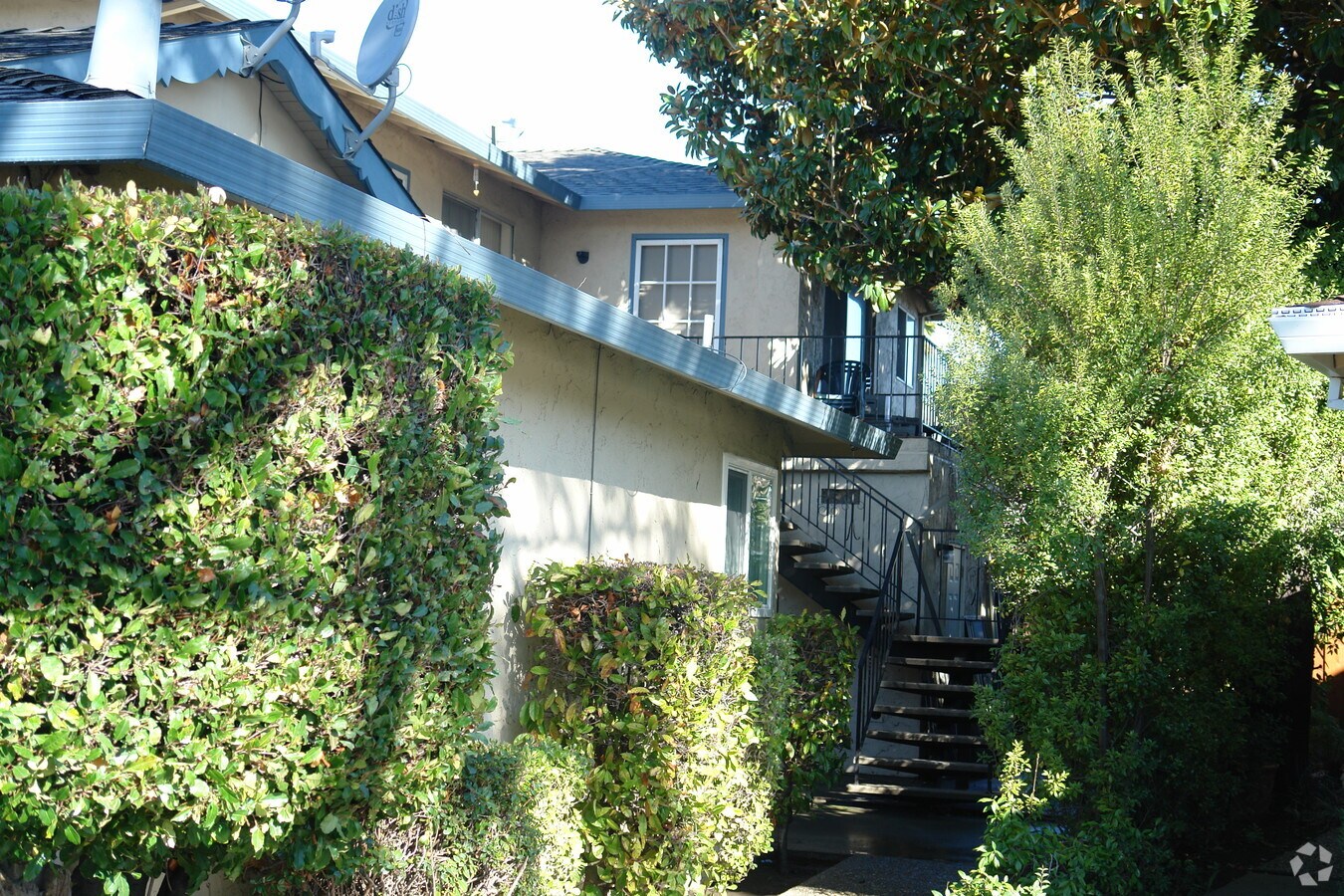 Photo - 646 Rebecca Way