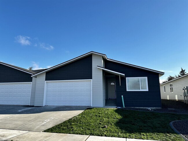 3 br, 2 bath Duplex - 1508 N Bell Street - 3 br, 2 bath Duplex - 1508 N Bell Street