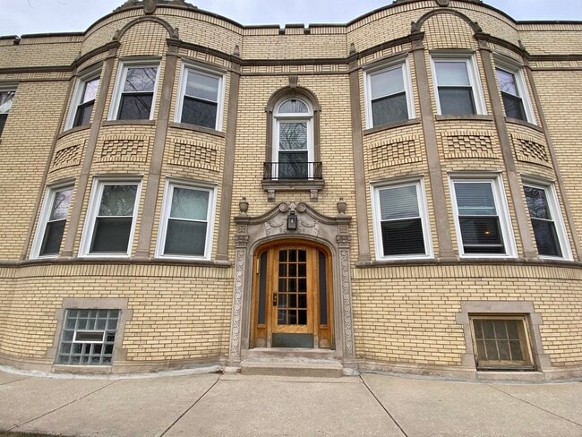 Photo - 2524 W Ardmore Ave