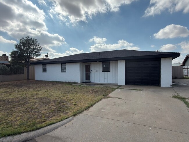 Photo - 1805 S Bryan Ave