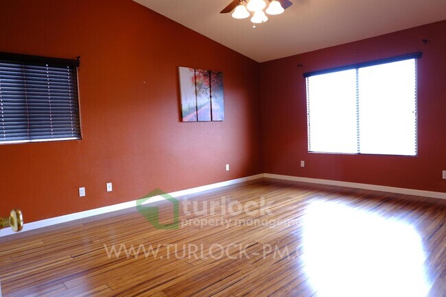 Photo - 3910 Mira Sol Dr