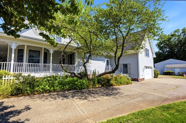 Photo - 2029 Mt Pleasant Rd
